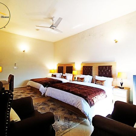 이슬라마바드 Grand Peace House I B&B 외부 사진