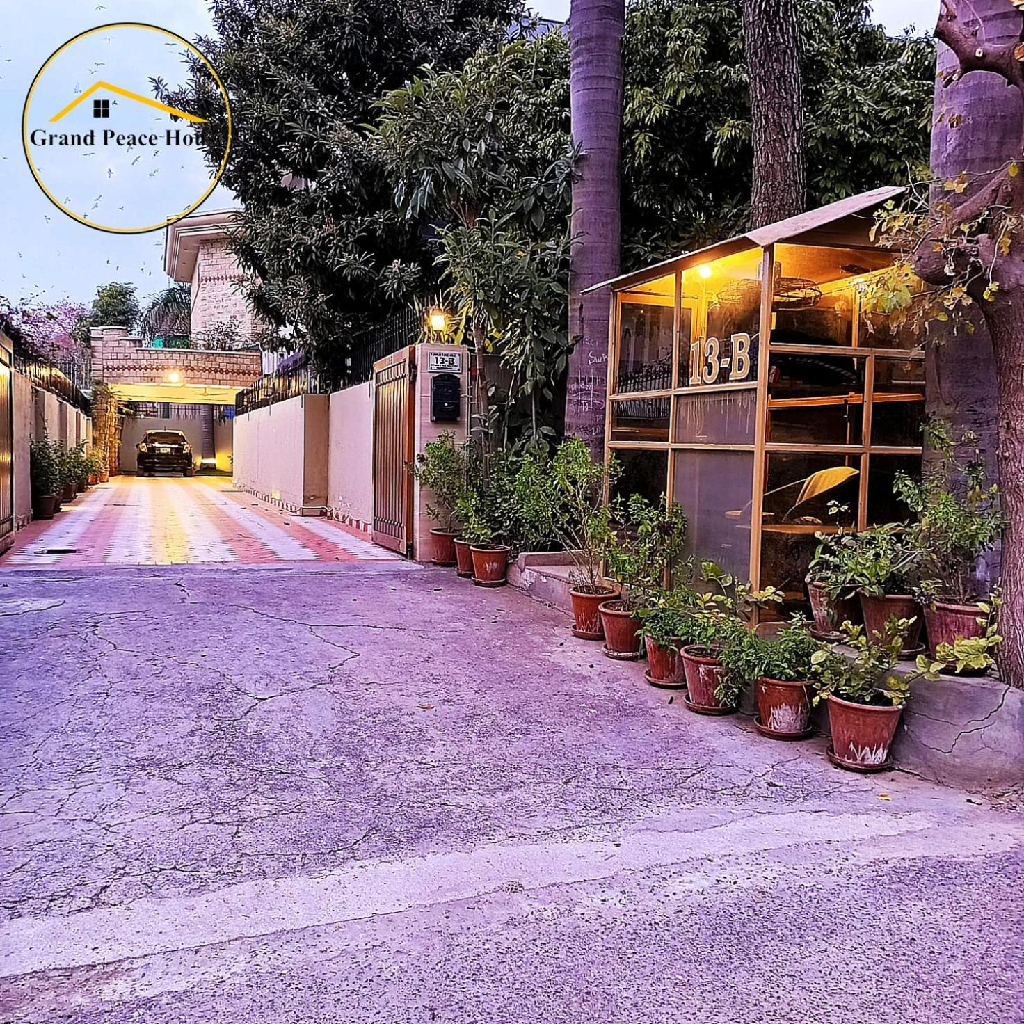 이슬라마바드 Grand Peace House I B&B 외부 사진