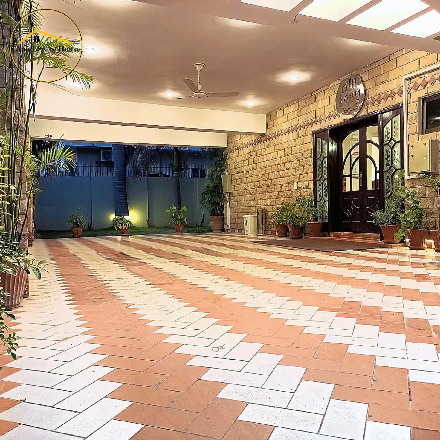 이슬라마바드 Grand Peace House I B&B 외부 사진