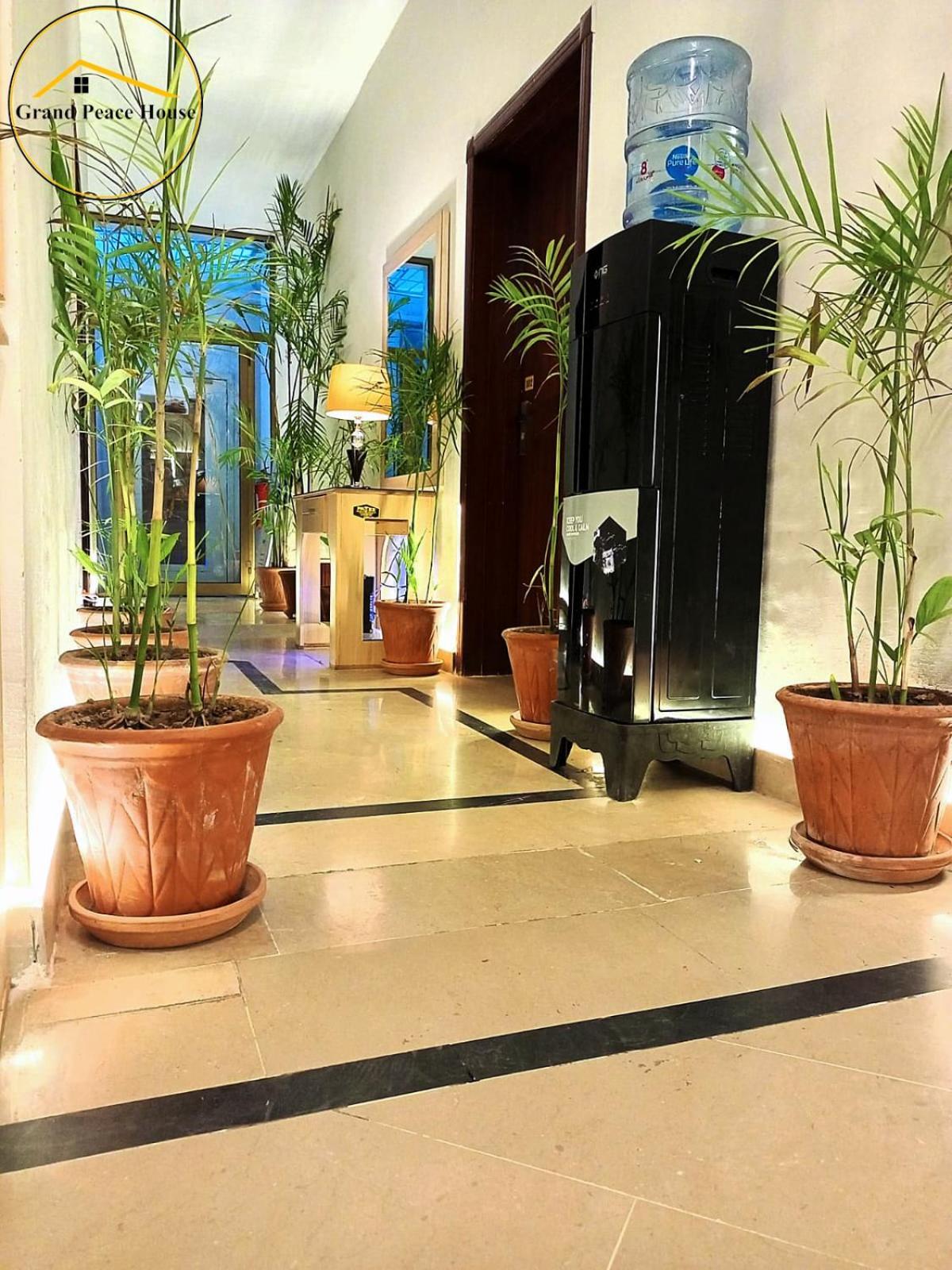 이슬라마바드 Grand Peace House I B&B 외부 사진
