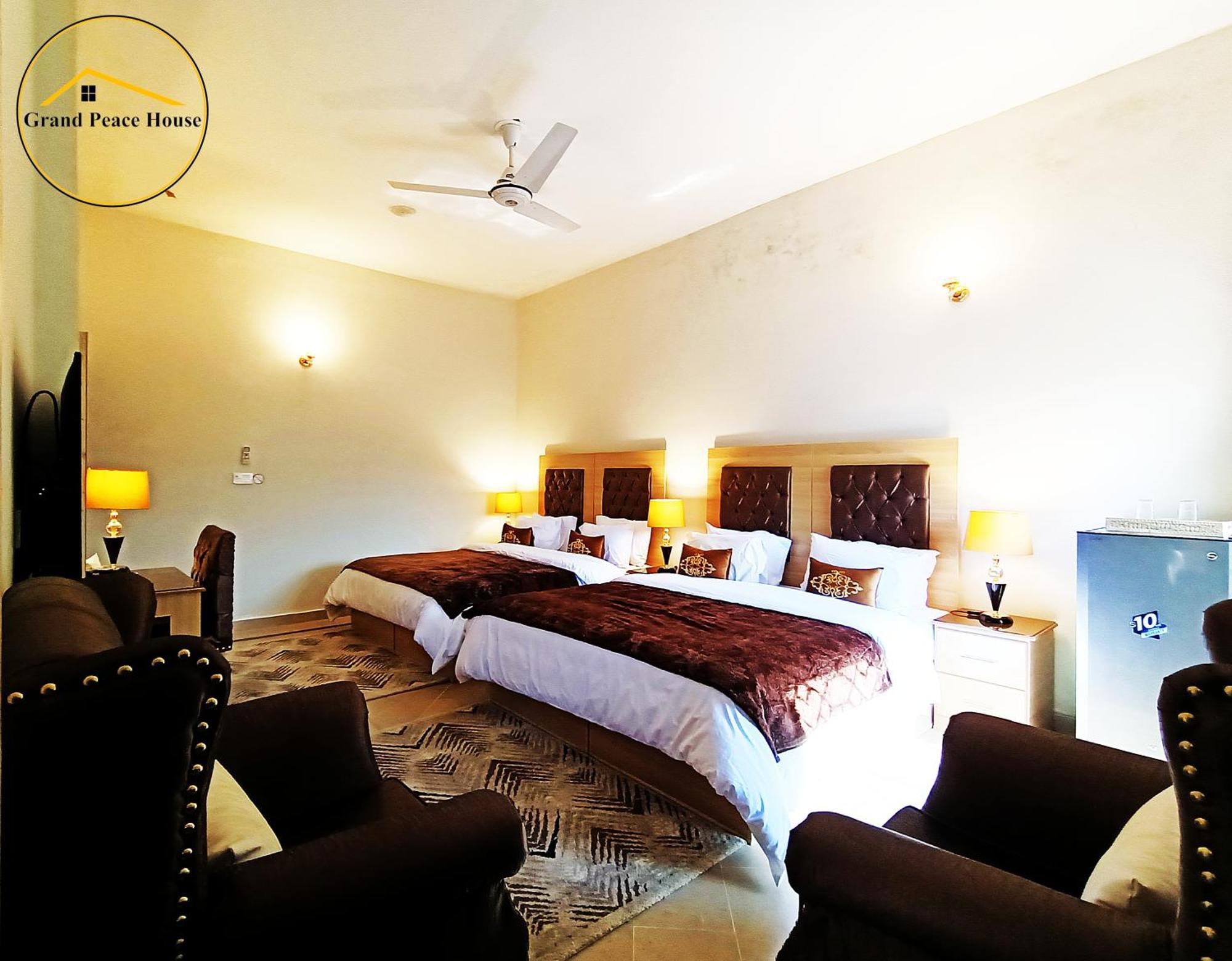 이슬라마바드 Grand Peace House I B&B 외부 사진